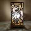 Drevená stolná lampa
